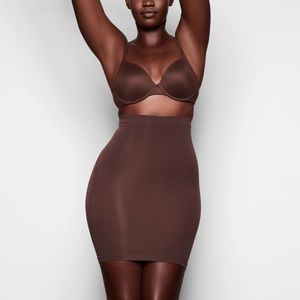 SKIMS Long Skirt Slip